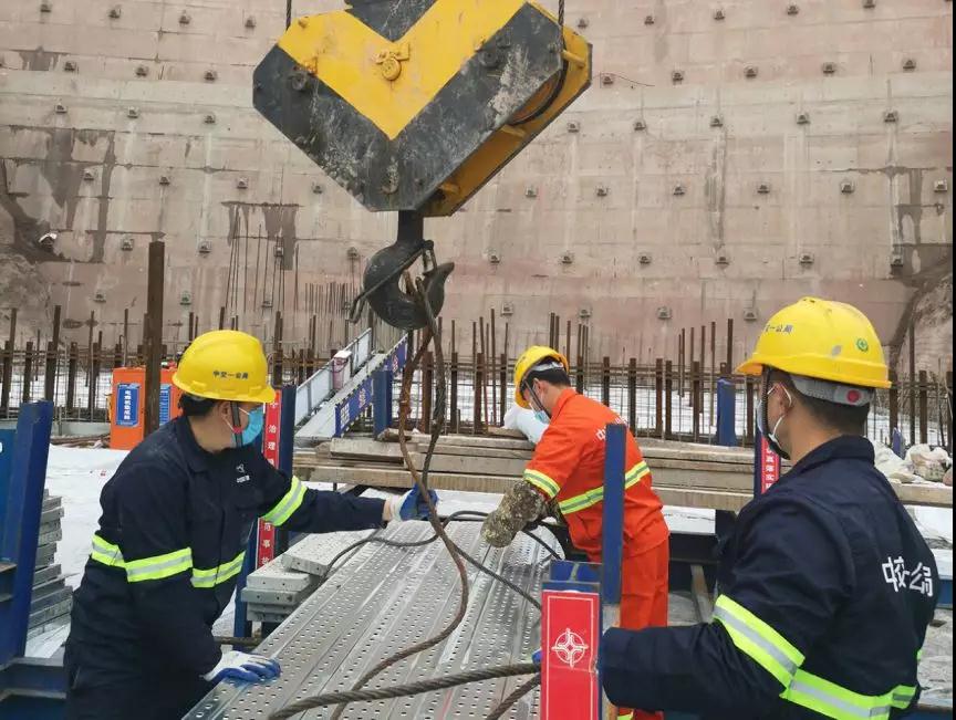 央視新聞：中交一公局集團(tuán)萬(wàn)州環(huán)線復(fù)工復(fù)產(chǎn)